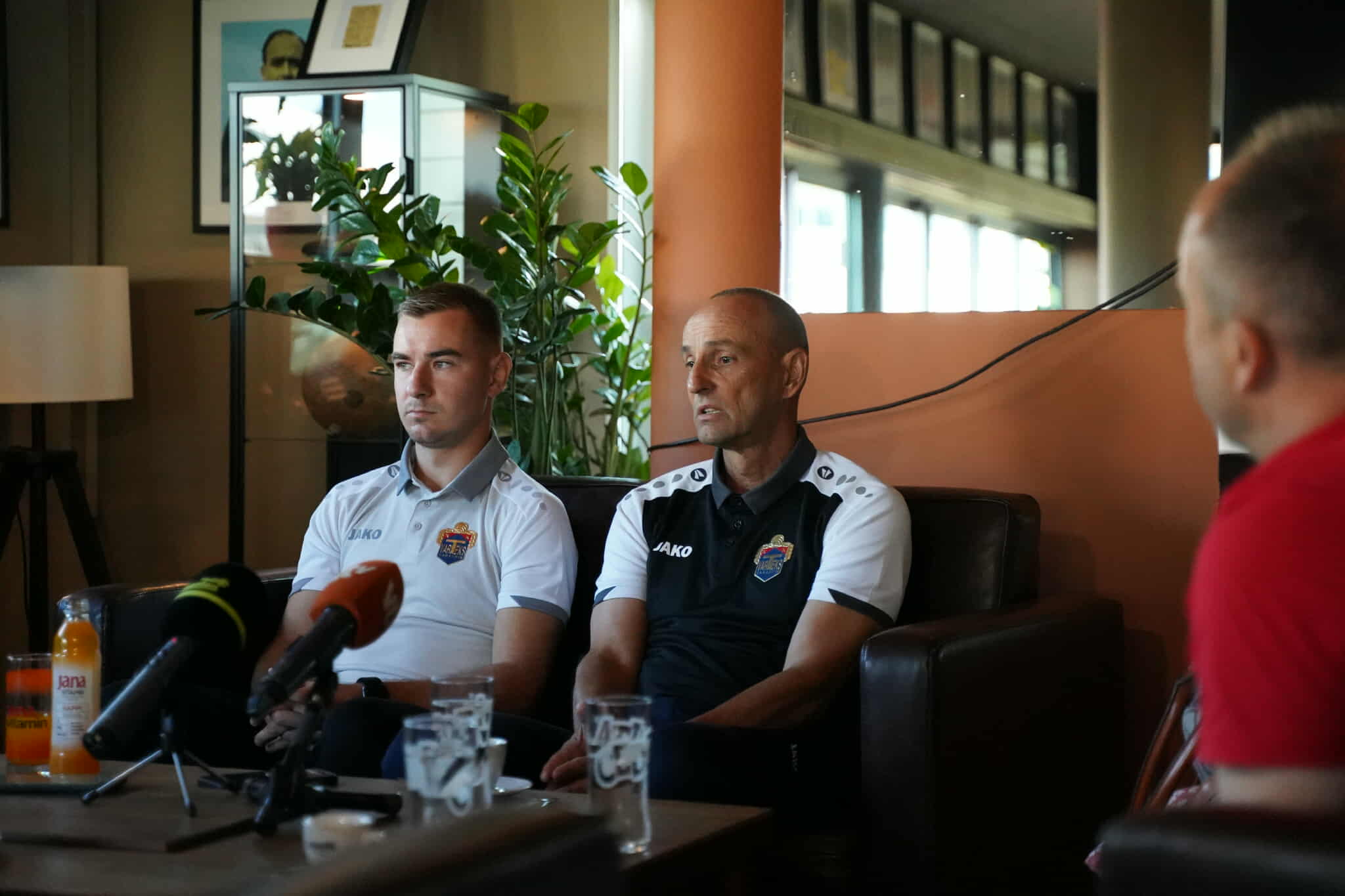 Press Besek Kukec