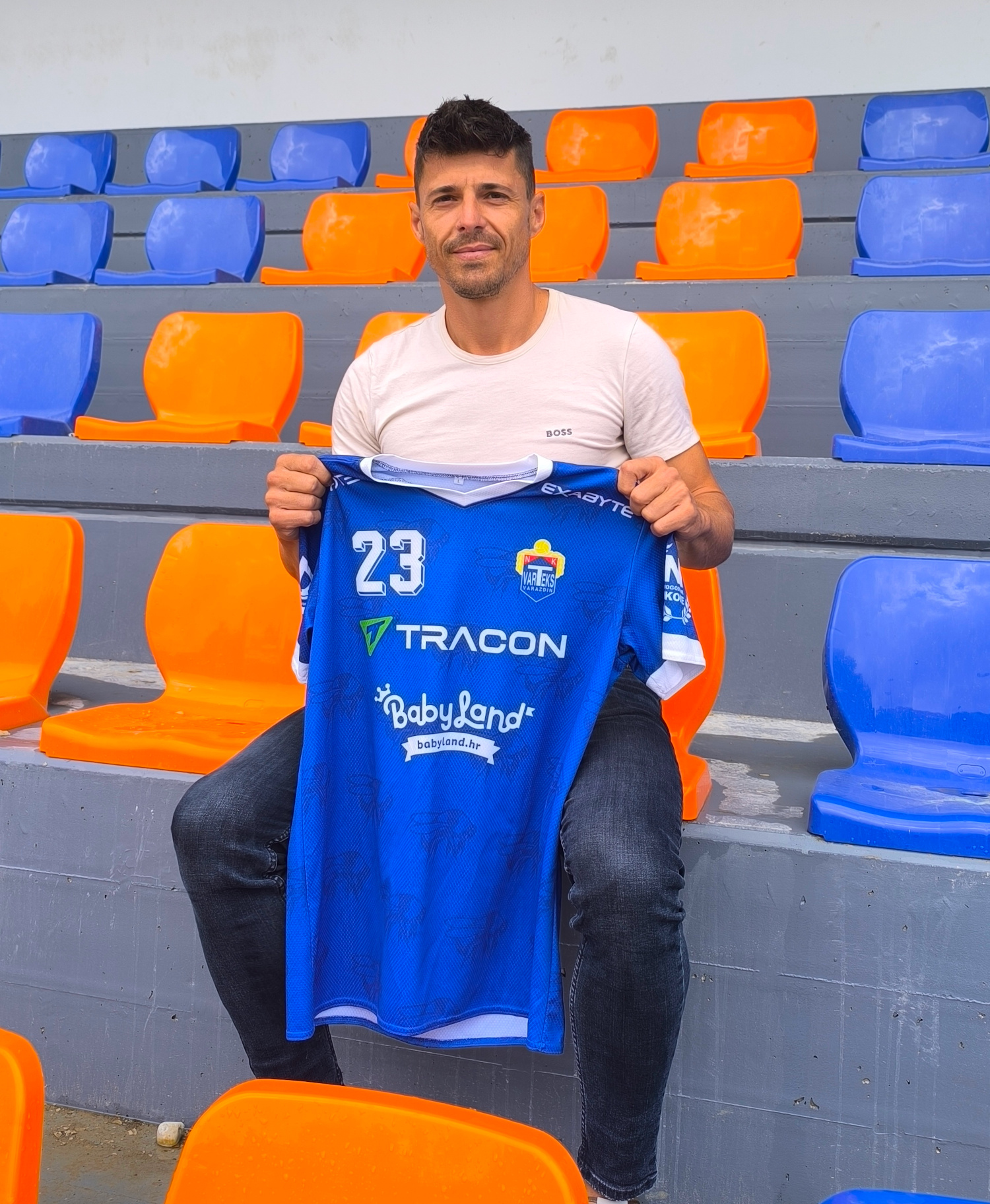 Zoran Lesjak7