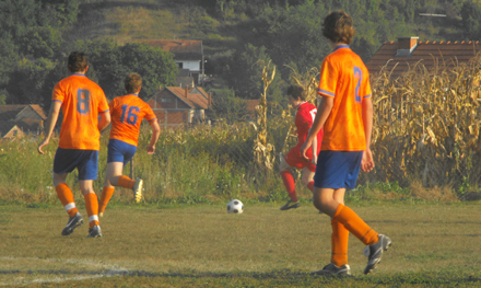 0917 juniori tuhovec2 440